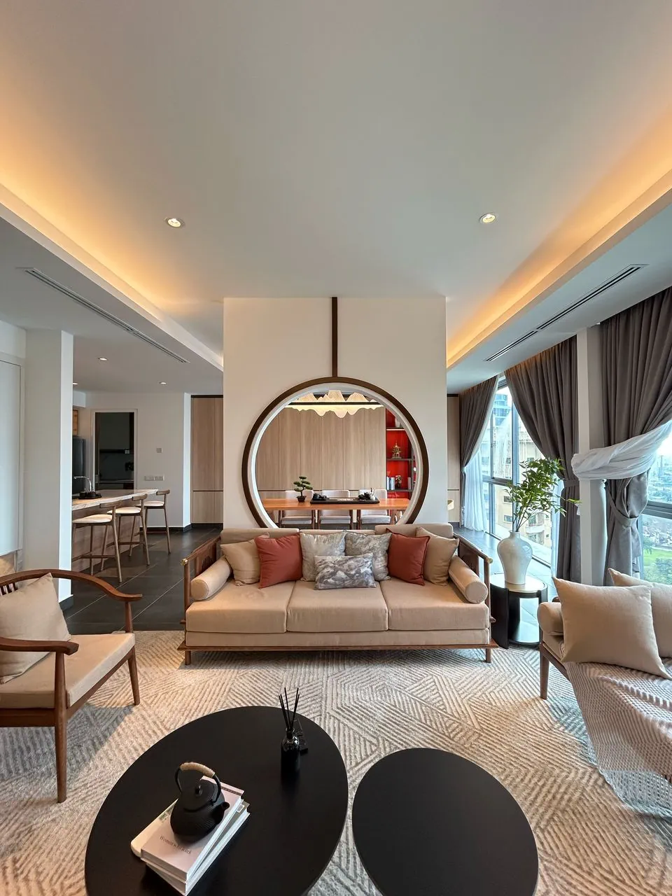 Family common area and entertainment zone at Cappella Embassy